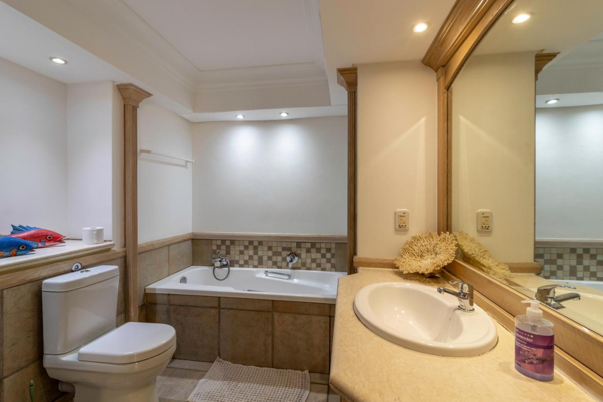 Apartment Beachfront Seaview Cape Town