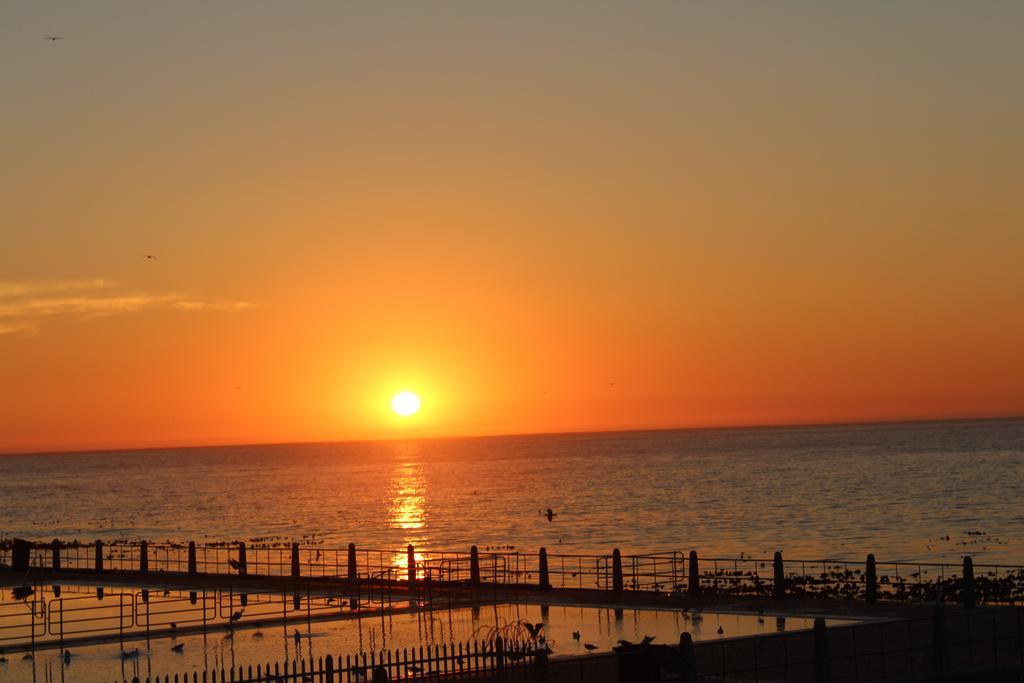 Beachfront Seaview *